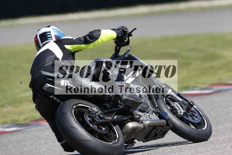 /Archiv-2025/43 08.08.2025 Discover the Bike ADR/Bike 2 gelb/backside